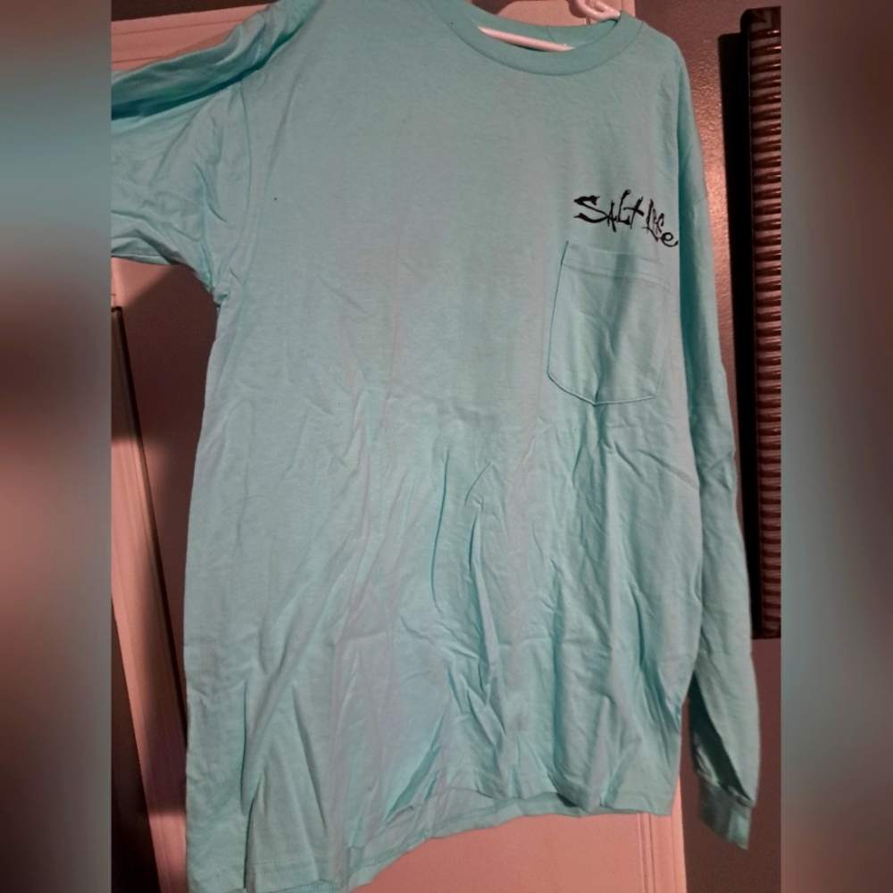 Nwt Men's Med. SALT LIFE shirt